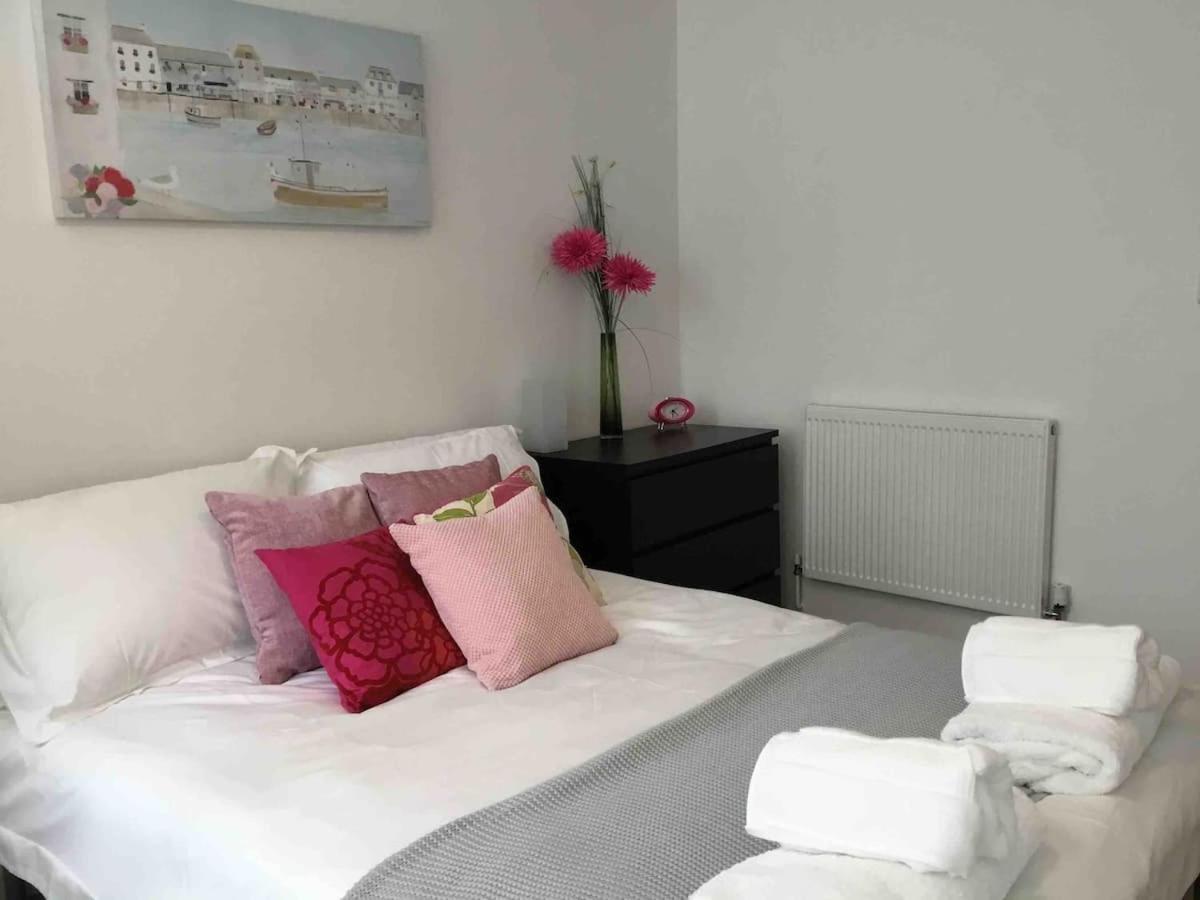 Modern City Centre Apartment Портцмаус Экстерьер фото